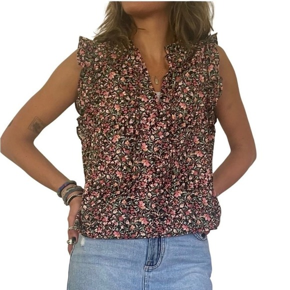 NWT BB Dakota by Steve Madden  Floral ruffle sleeveless blouse sz S 3554 - Picture 2 of 16